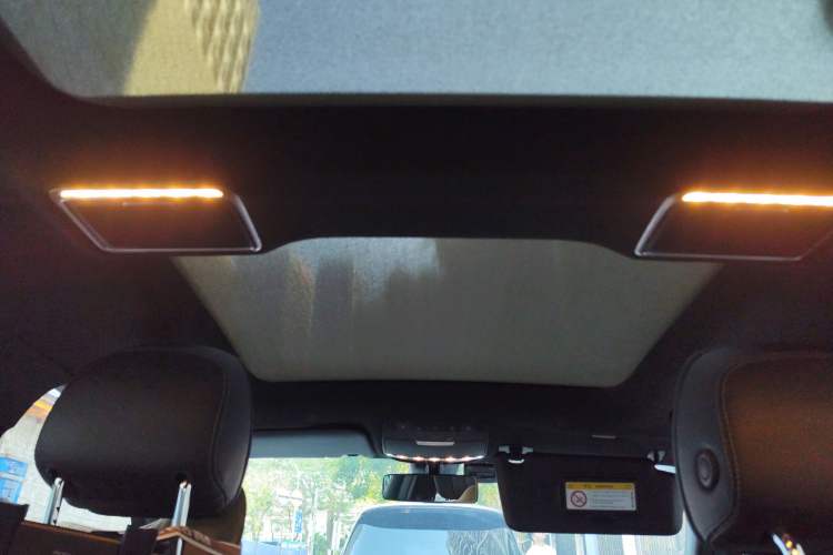 Used Mercedes-Benz GLC 2020 GLC 260 L 4MATIC Luxury Model