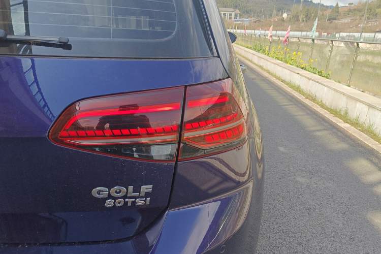 Used Volkswagen Golf 2019 280TSI DSG R-Line Model China V Standard
