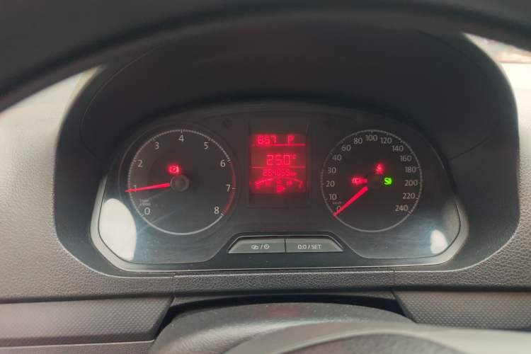 Used Volkswagen Jetta 2017 1.5L Automatic Fashion Model Instrument Cluster