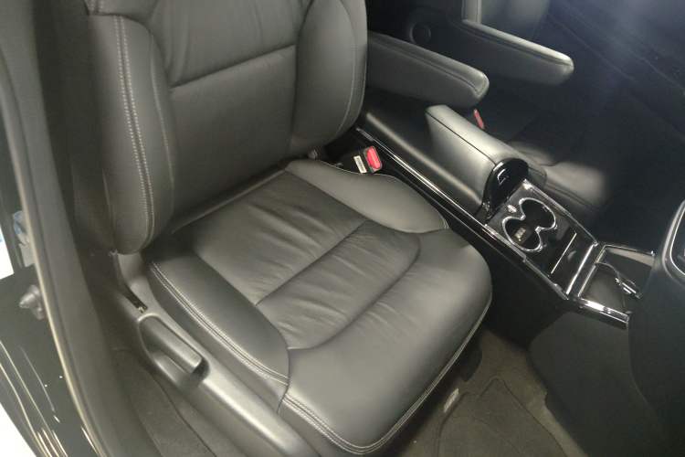 Used Honda Elysion 2019 2.0L Hybrid Luxury Edition