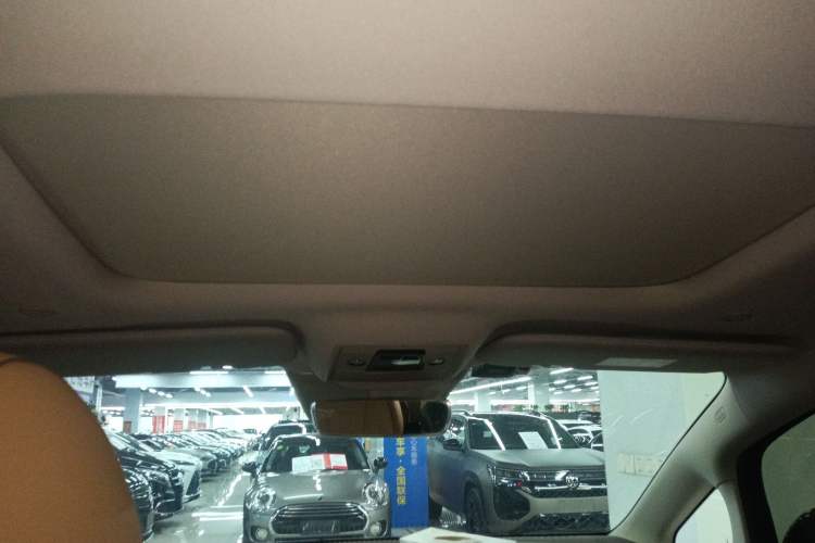 Used Denza D9 2022 DM-i 970 Four-Wheel Drive Prestige Model Headliner