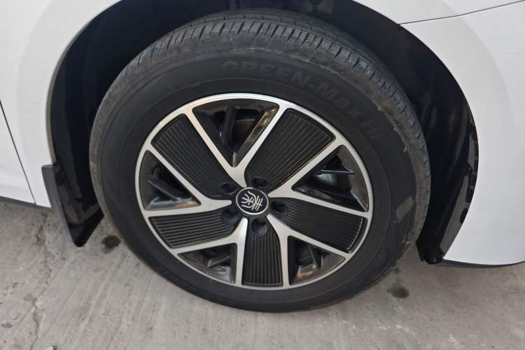 Used BYD Qin L 2024 DM-i 120KM Leading Model
