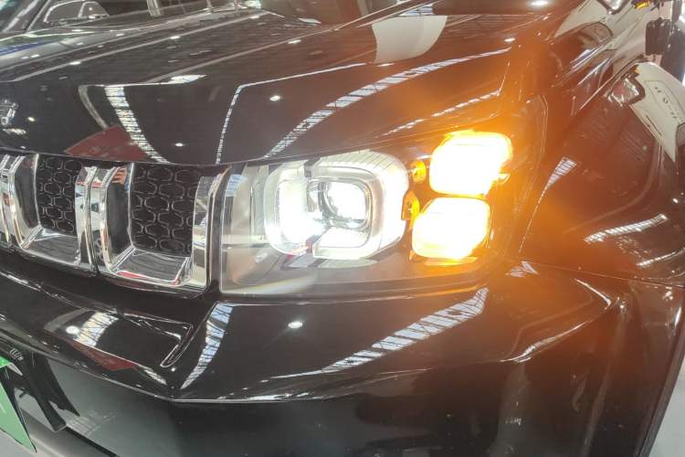 Used BAIC Off-Road BJ40 2020 2.0T Automatic Four-Wheel Drive Urban Hunter Edition Chivalrous Type