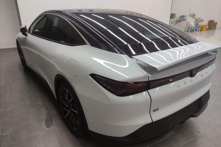 Used ARCFOX Alpha S5 2024 650ULTRA 390kW