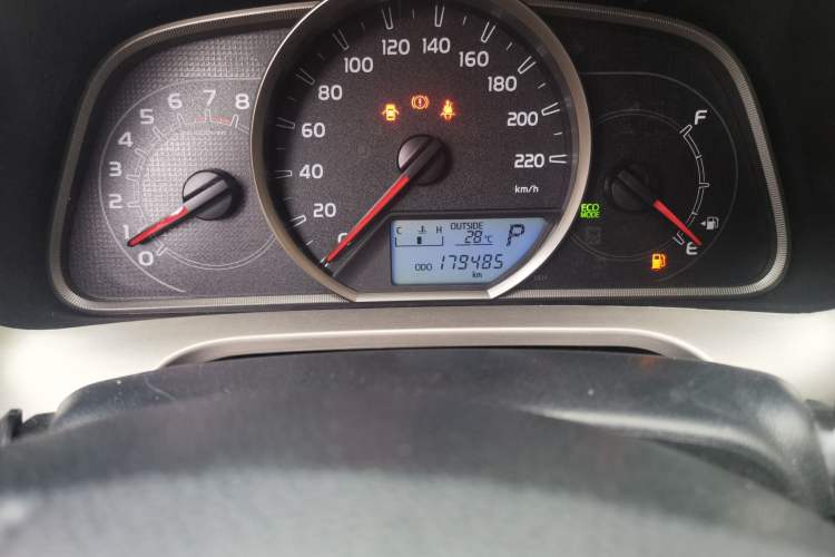 Used Toyota RAV4 2015 2.0L CVT Two-Wheel Drive Urban Edition
