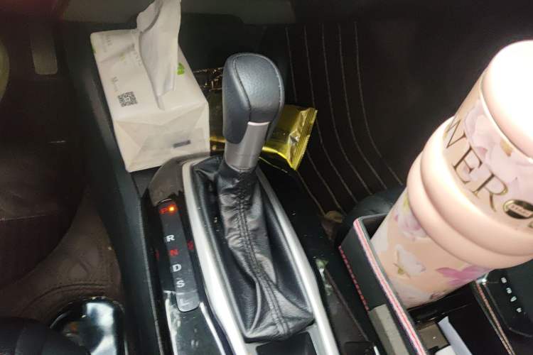 Used Honda Crider 2019 180 Turbo CVT Luxury Edition China VI Emission Standard Gear Lever