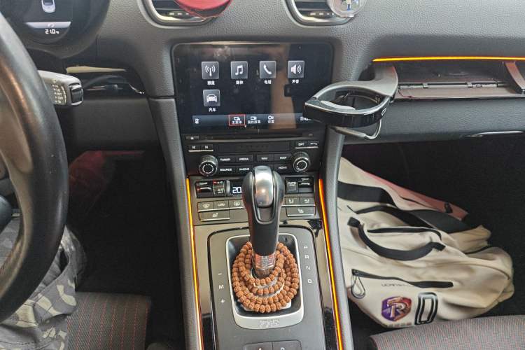 Used Porsche 718 2019 Boxster T 2.0T Audio And AC Panel