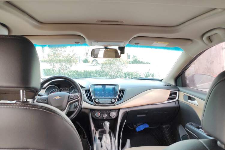 Used Chevrolet Monza 2021 320 Automatic Enjoyment Sunroof Edition