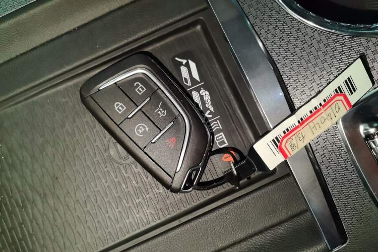 Used Cadillac XT5 2025 2.0T Luxury Version