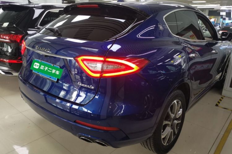 Used Maserati Levante 2016 3.0T Standard Edition Rear Right 45 Deg