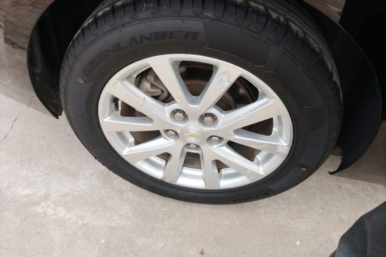 Used Chevrolet Malibu 2014 2.4L Automatic Luxury Edition Right Rear Wheel Hub