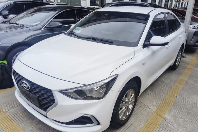 Used Hyundai Celesta 2020 1.6L Automatic GL Enjoyable Edition
