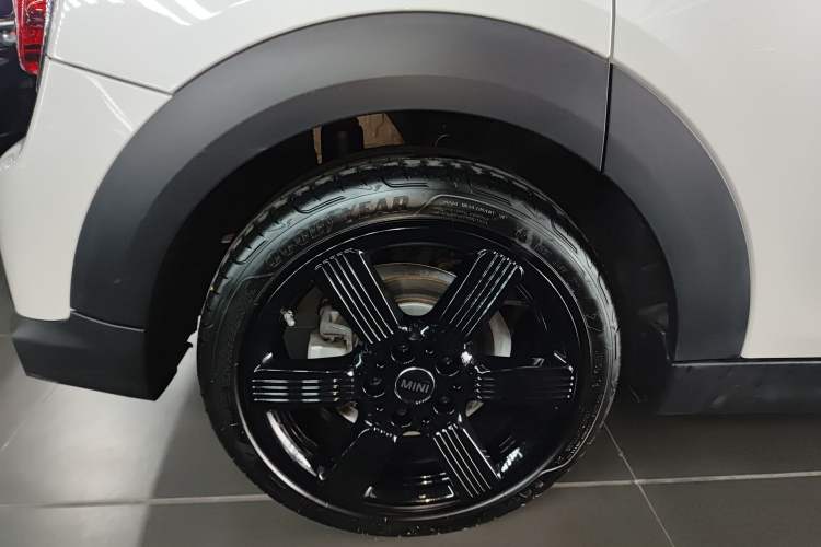 Used MINI 2023 Updated 1.5T COOPER Artist Five-Door Edition Exterior 5