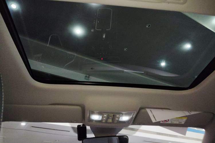 Used Volkswagen Lavida 2024 1.5L Automatic 5 Million Edition Headliner