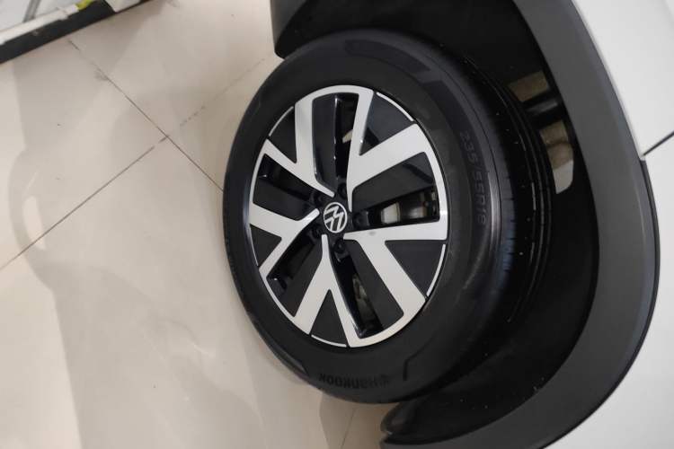 Used Volkswagen Tayron 2024 330TSI Two-Wheel Drive Luxury Plus Advanced Version