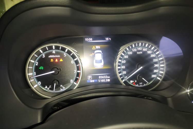 Used Infiniti Q50L 2018 2.0T Enjoyment Version China VI Standard Instrument Cluster