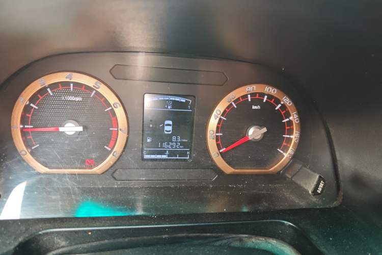 Used FORTHING Lingzhi 2018 M5L 1.6L 7-Seater Luxury Model Instrument Cluster