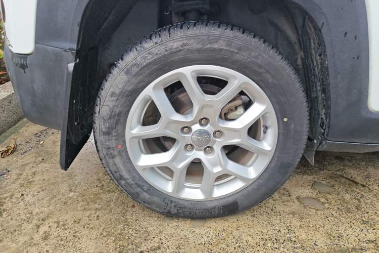 Used Jeep Renegade 2018 Connected Large Screen Version 180T Automatic High-Energy Edition