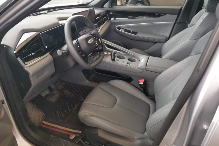 Used Geely Auto Emgrand X7 Sport 2026 Model 1.5TD Aspirational