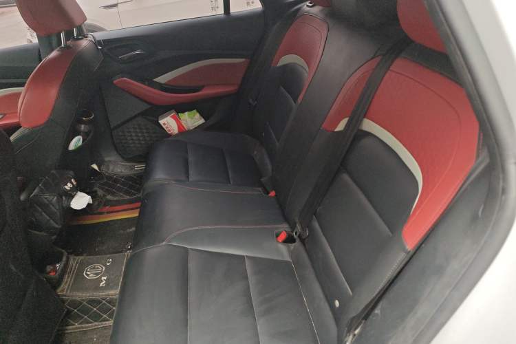 Used MG 5 2022 180 DVVT CVT Youth Luxury Edition Left Rear Seat