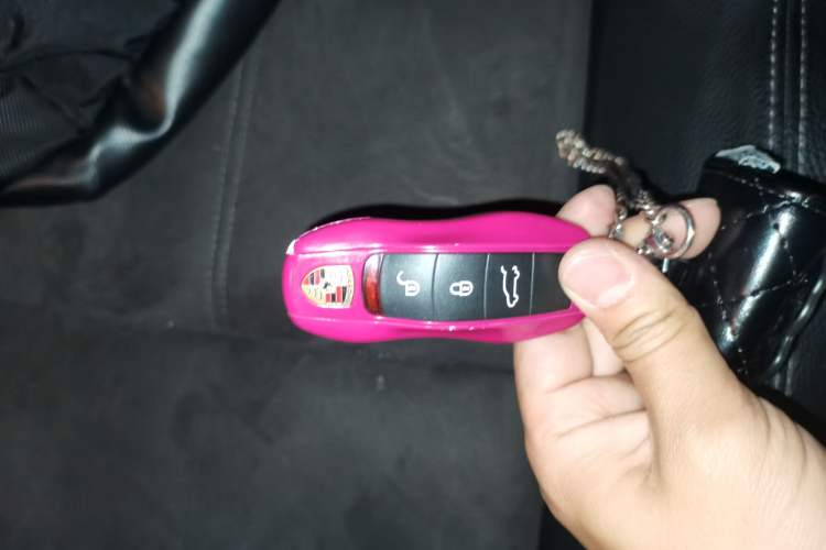 Used Porsche Macan 2017 Macan 2.0T Vehicle Key