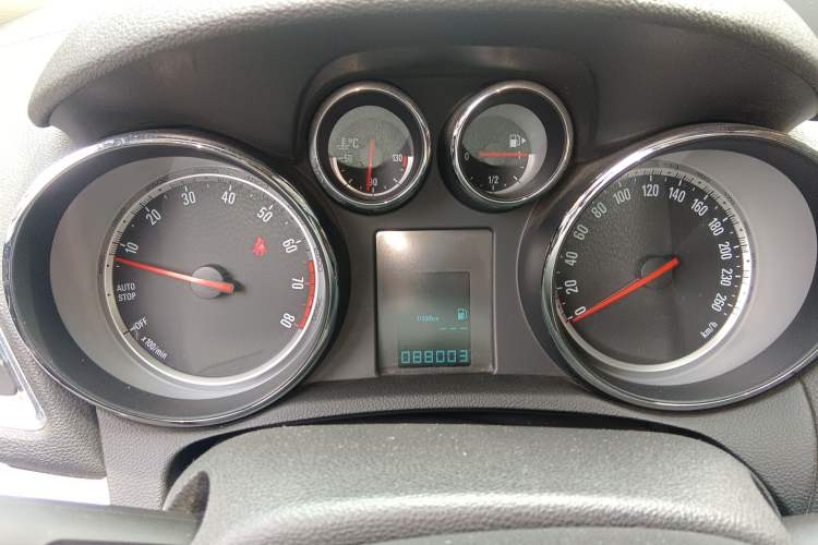 Used Buick Encore 2015 1.4T Manual Two-Wheel Drive Urban Advanced Model