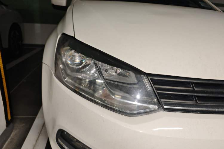 Used Volkswagen Polo 2016 1.6L Automatic Comfort Model