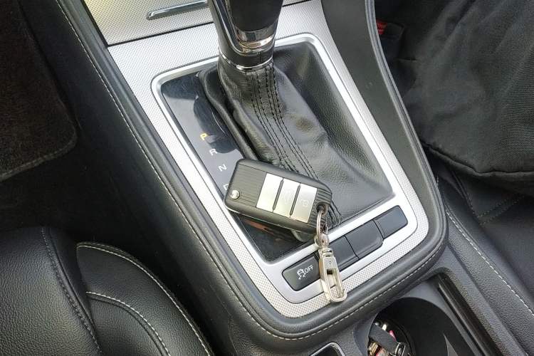 Used MG 6 2017 20T Automatic Luxury Smart Connect Version China V Standard