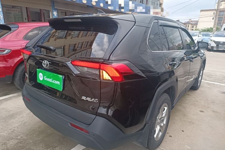 Used Toyota RAV4 2024 2.0L CVT Two-Wheel Drive Urban Edition
