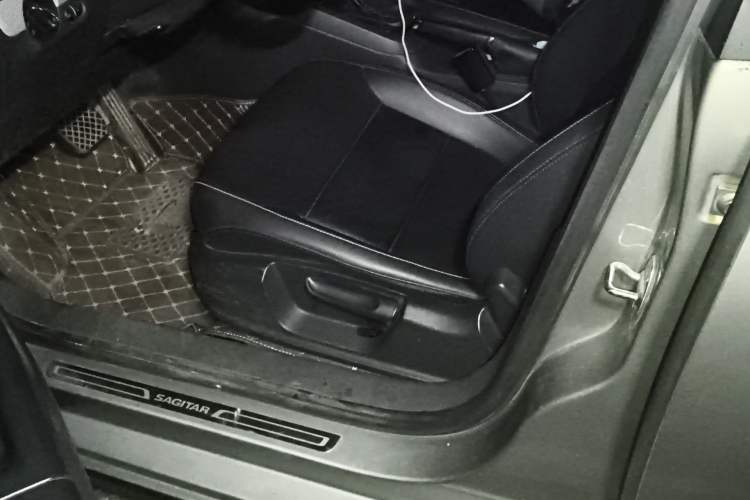 Used Volkswagen Sagitar 2017 1.6L Automatic Comfort Model Left Front Seat