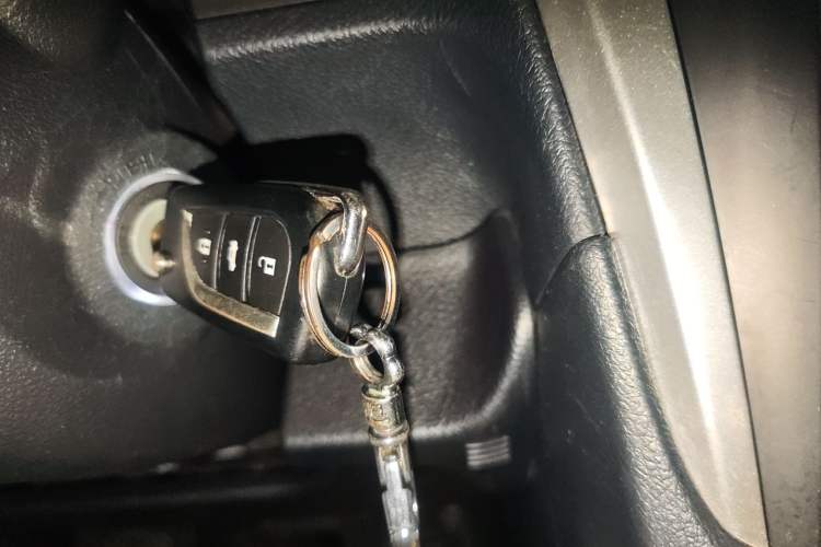 Used Toyota Camry 2015 2.0G Premier Edition