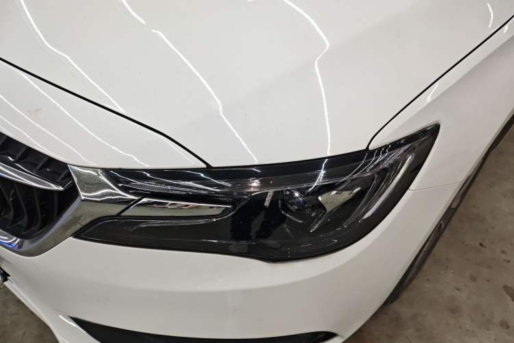 Used Buick GL6 2021 323T Mild Hybrid Connect Luxury Model Left Front Headlight