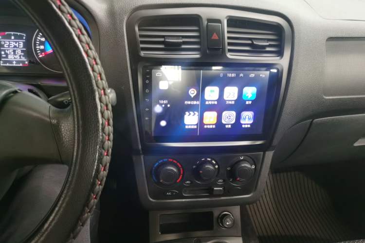 Used Dongfeng Fengon 330 2017 1.5L Manual Utility II DK15 Audio And AC Panel