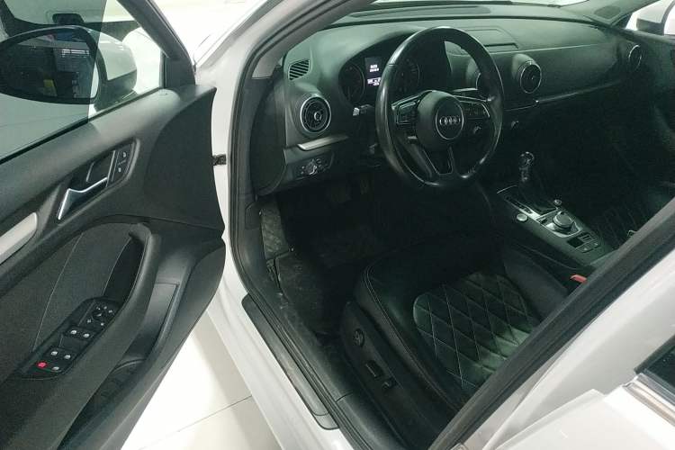 Used Audi A3 2020 Restyled Sportback 35 TFSI Entry-Level China VI Emission Standard