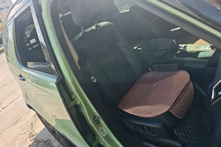 Used Land Rover Discovery 2017 3.0 SC V6 SE
