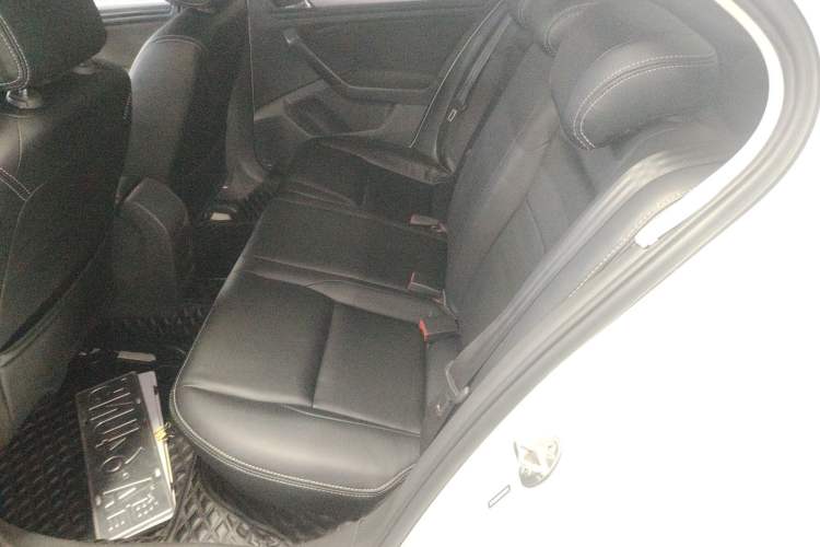 Used Volkswagen Bora 2019 Facelift Bora·Legend 1.5L Automatic Fashion Edition China VI Standard Left Rear Seat