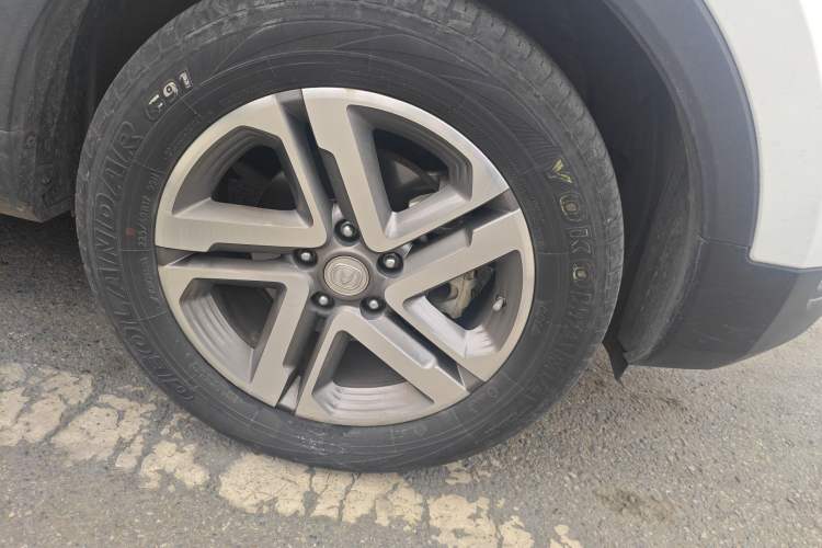 Used Changan CS55 2019 1.5T Manual Colorful Model China VI Standard
