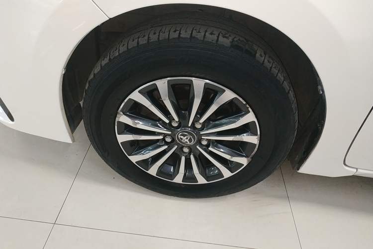 Used Toyota Corolla 2017 Revised Version 1.2T S-CVT GL-i
