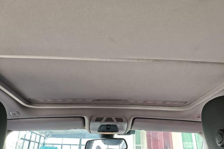 Used BMW 3 Series 2016 316Li Fashion Model
