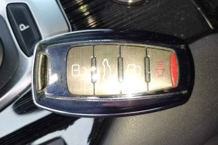 Used Haval F7 2019 1.5T Two-Wheel Drive i-Type China V Standard Vehicle Key