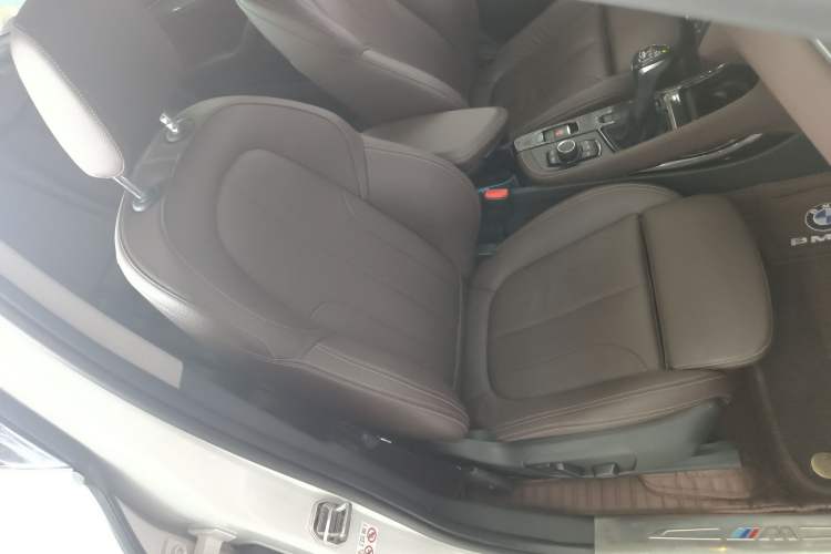 Used BMW X1 2018 sDrive18Li Luxury Model
