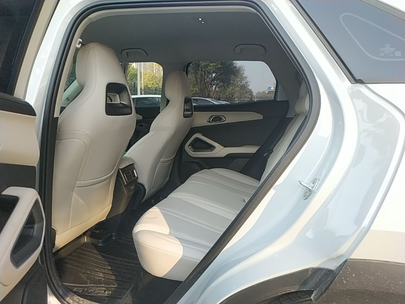 BYD Yuan UP 2025 Intelligent Driving Version 401 KM Dynamic Edition — снимка 20