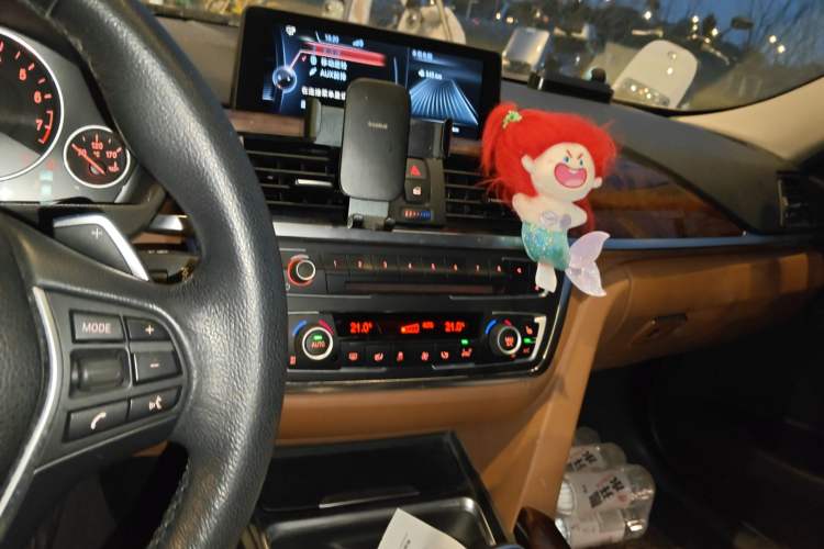 Used BMW 3 Series 2015 320Li Luxury Design Package Premium Edition