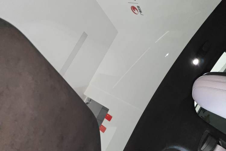 Used Nio EC6 2023 75 kWh