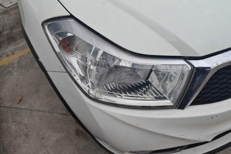 Used Suzuki SX4 2013 1.6L Automatic CoolRide Model Right Front Headlight