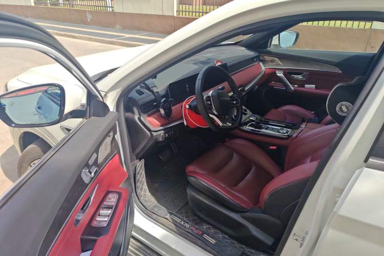 Used JETOUR X70 PLUS 2021 Zhuge 1.6T DCT Wuhou 7-Seater Driver Seat