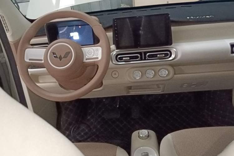 Used Wuling Hongguang MINIEV 2024 3rd Generation 215km Youth Edition