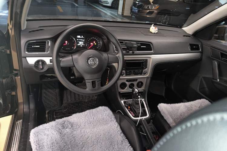 Used Volkswagen Gran Lavida 2013 1.4 TSI Automatic Comfort Model
