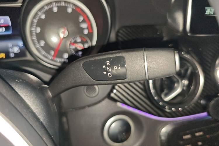 Used Mercedes-Benz CLA 2016 Refreshed CLA 200 Sport Edition Gear Lever