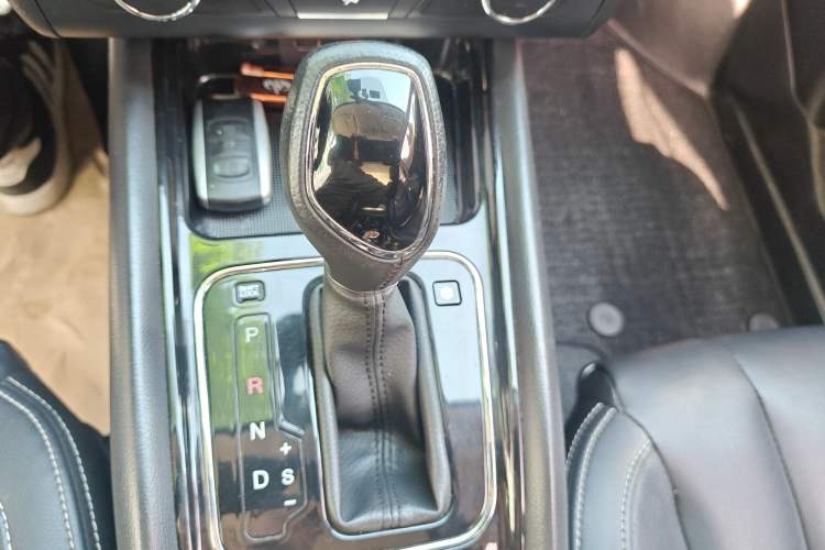 Used Dongfeng Fengon 580 2017 1.5T CVT Luxury Model
